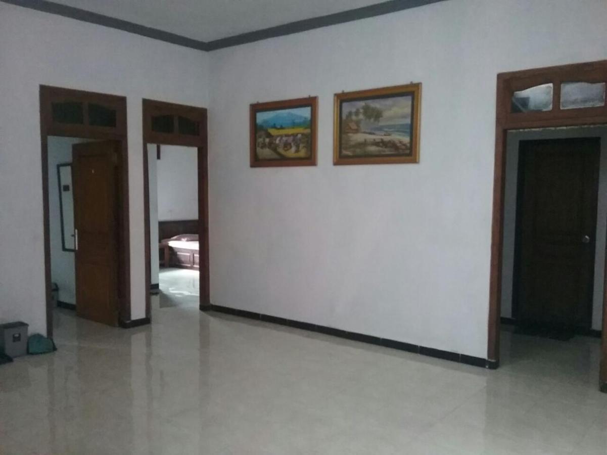 Hotel "Ngebel Indah" 외부 사진